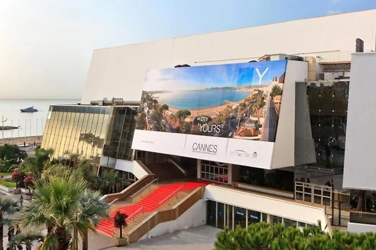 2 Pieces Cannes Centre Γαλλία